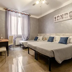 Гостевой дом Bed & Breakfast Unique, Рим